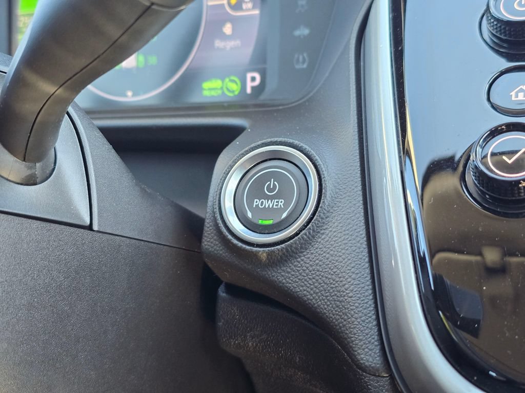 Used 2022 Chevrolet Bolt EUV LT w/ Driver Confidence Package FWD image 28