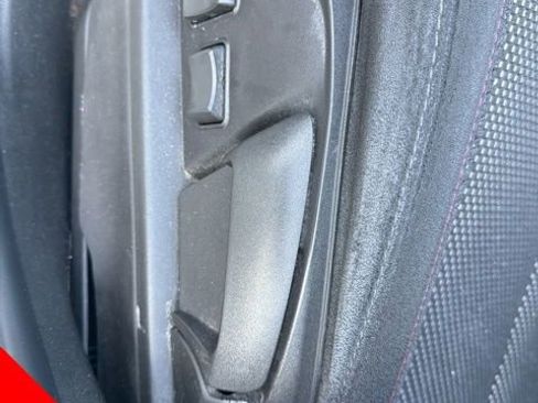 Used 2015 Chevrolet Equinox LT image 11