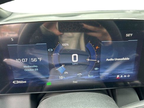 New 2026 Chevrolet Equinox EV LT image 15