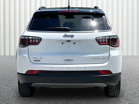 Used 2024 Jeep Compass Limited AWD/4WD image 4