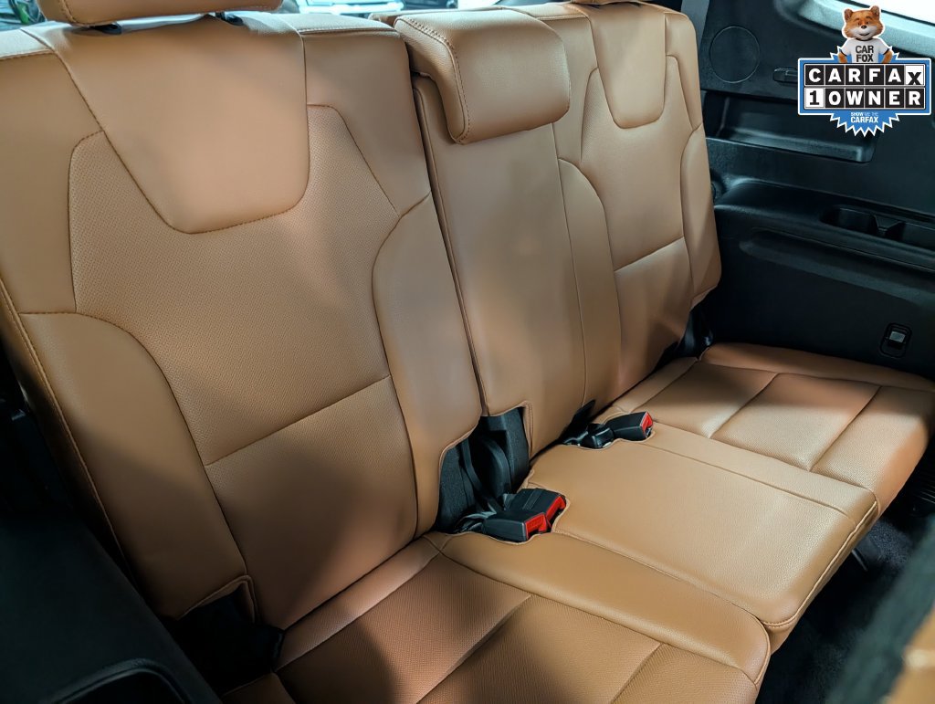 Used 2025 Kia Telluride AWD image 27