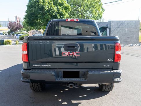 Used 2018 GMC Sierra 1500 SLE w/ SLE Value Package AWD/4WD image 6