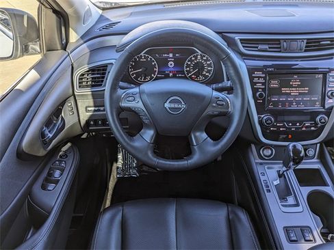Used 2024 Nissan Murano SL image 18