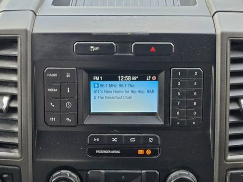 Used 2022 Ford F250 XL w/ Power Equipment Group image 30