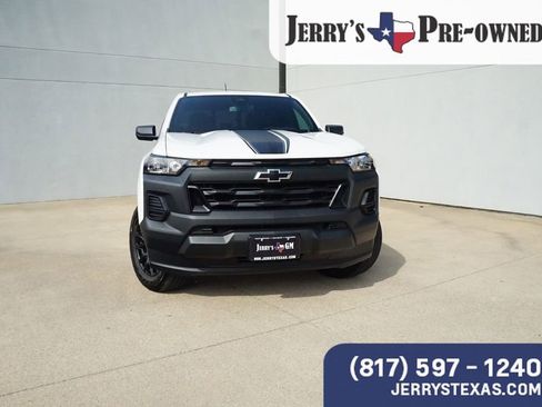 Used 2025 Chevrolet Colorado W/T image 7