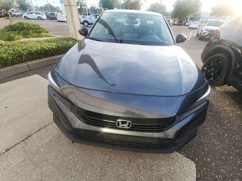 Used 2024 Honda Civic Sport image 3