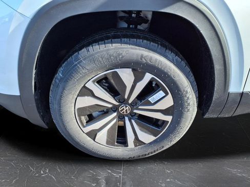 New 2026 Volkswagen Atlas SE image 6