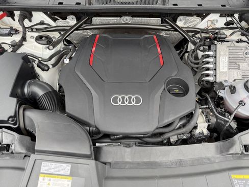 Certified 2024 Audi SQ5 Prestige image 26