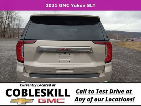 Used 2021 GMC Yukon SLT w/ SLT Luxury Package AWD/4WD image 4