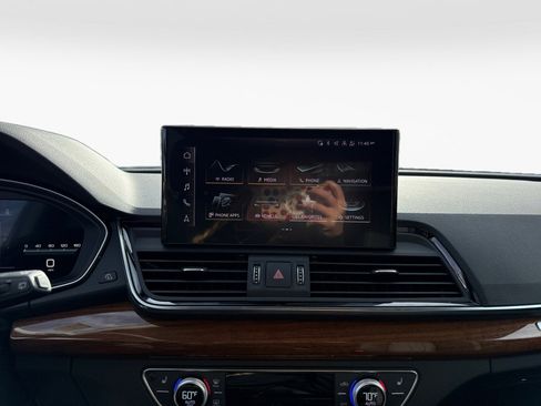 Certified 2023 Audi Q5 2.0T Premium Plus w/ Premium Plus Package image 17