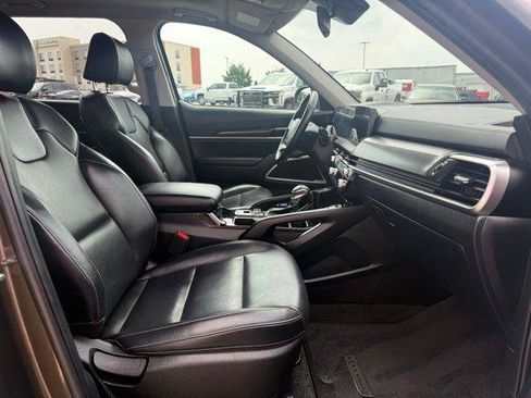 Used 2025 Kia Telluride S AWD/4WD image 7