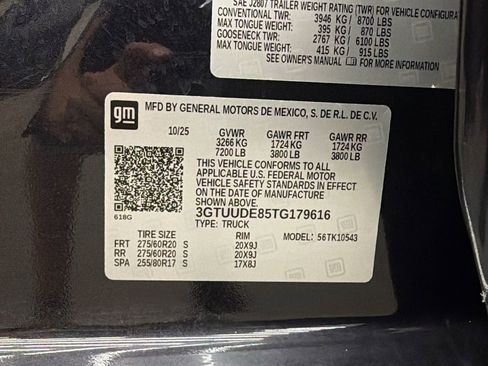 Used 2026 GMC Sierra 1500 SLT AWD/4WD image 46