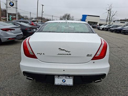 Used 2019 Jaguar XJ AWD image 5