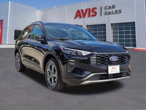 Used 2025 Ford Escape ST-Line AWD/4WD image 3