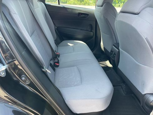 Used 2025 Toyota Corolla Cross AWD Hybrid image 16