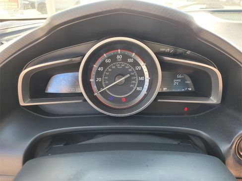 Used 2016 MAZDA MAZDA3 i Sport w/ Preferred Equipment Package image 29