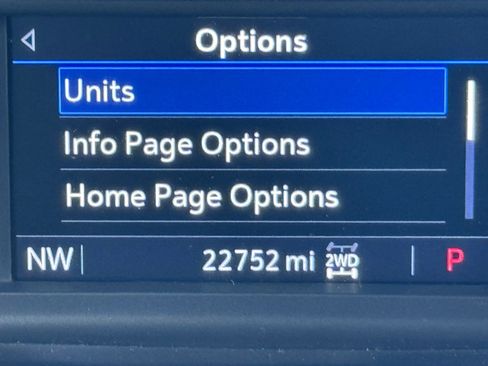 Used 2022 Chevrolet Silverado 1500 LT Trail Boss w/ Bed Protection Package image 29