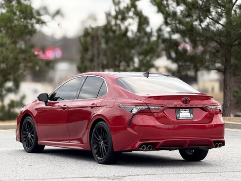 Used 2021 Toyota Camry XSE w/ Navigation Package image 9