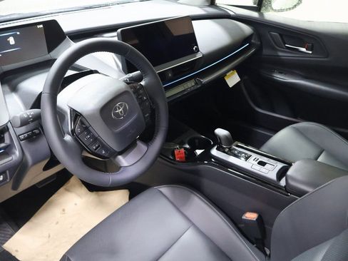 New 2026 Toyota Prius Plug-In Hybrid FWD image 28