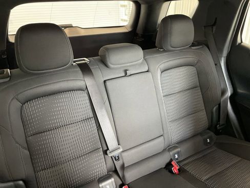 Used 2025 Chevrolet Equinox LT AWD/4WD image 23