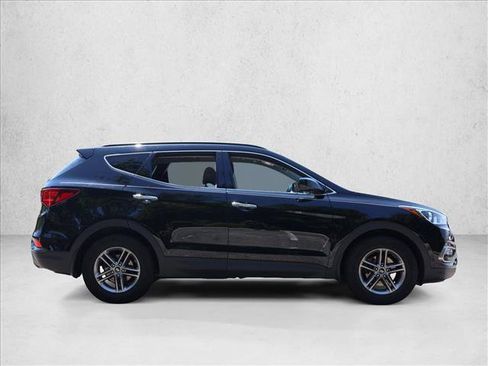 Used 2017 Hyundai Santa Fe Sport AWD/4WD image 4