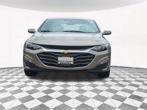 Used 2025 Chevrolet Malibu LT FWD image 8
