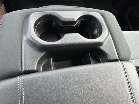 New 2026 RAM 1500 Express RWD image 40