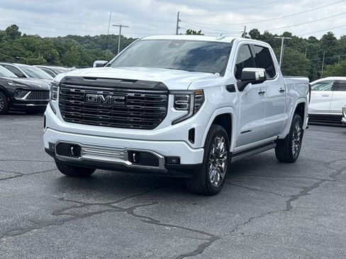 New 2026 GMC Sierra 1500 Denali Ultimate w/ LPO, Black Badging Package AWD/4WD image 13