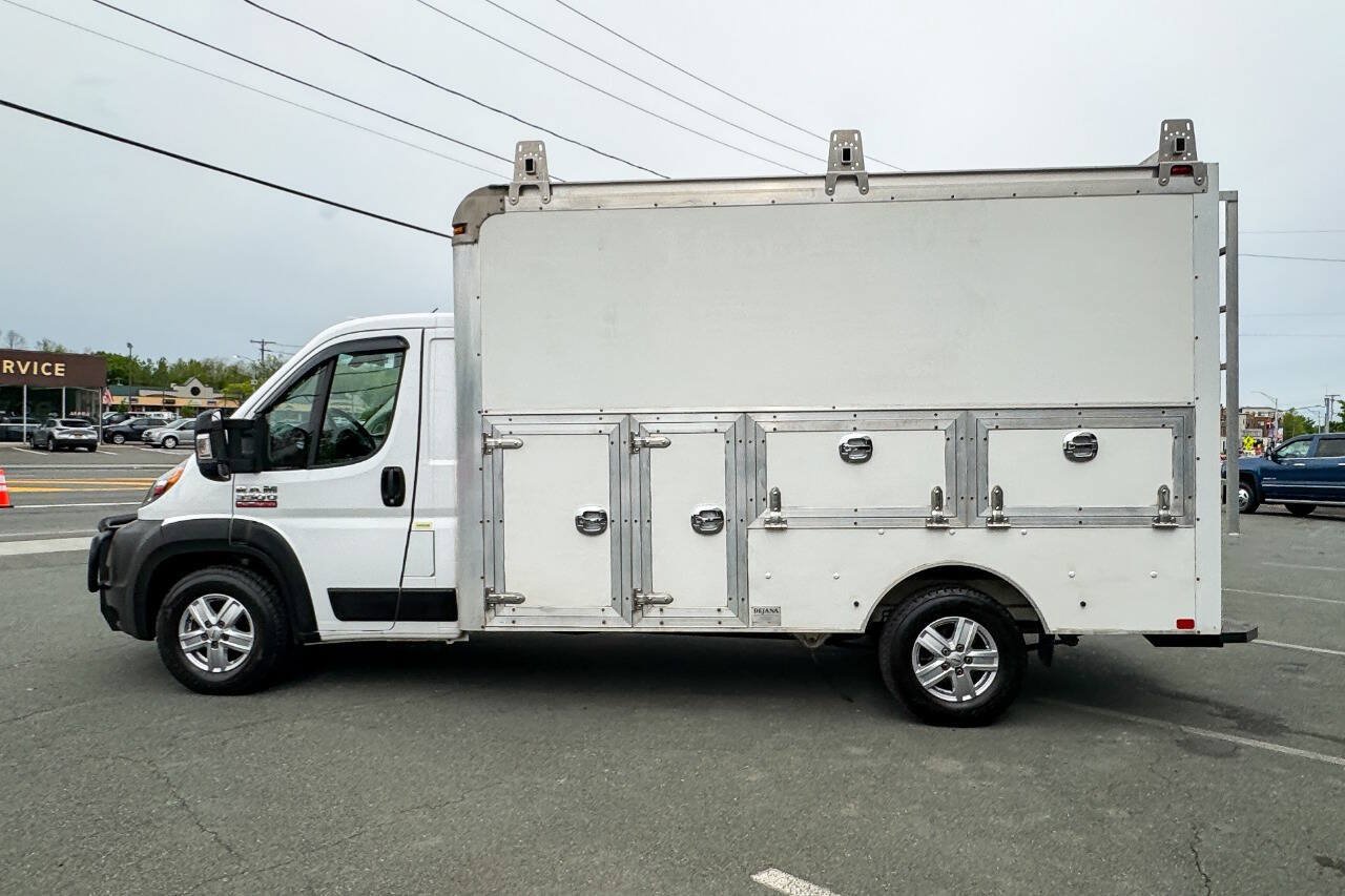 Used 2019 RAM ProMaster 3500 w/ Premium Appearance Group FWD image 6