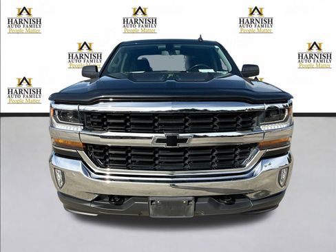 Used 2018 Chevrolet Silverado 1500 LT w/ LT Eassist Package image 10