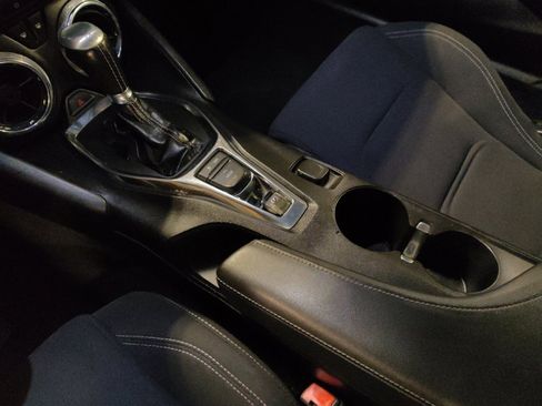 Used 2019 Chevrolet Camaro LT image 26