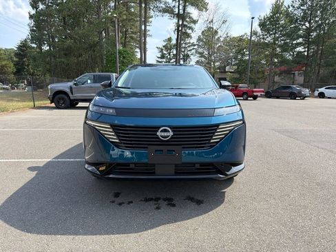 Certified 2025 Nissan Murano Platinum w/ Cargo Package AWD/4WD image 3