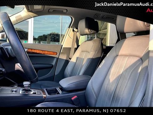 Used 2018 Audi Q5 2.0T Premium Plus AWD/4WD image 17