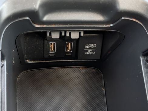 Used 2017 Honda CR-V EX image 33