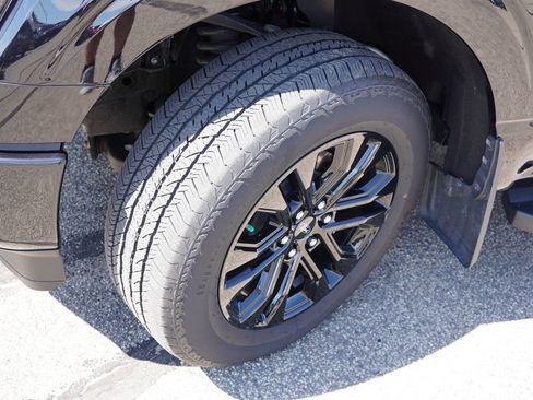Used 2024 Ford F150 Lariat w/ Equipment Group 502A High AWD/4WD image 13