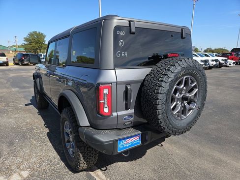 New 2025 Ford Bronco Badlands image 9