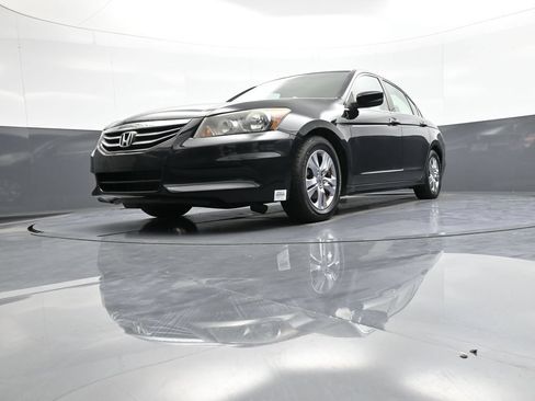 Used 2012 Honda Accord LX image 25