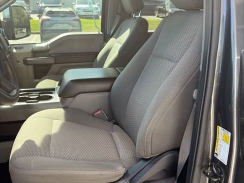 Used 2018 Ford F250 XLT w/ XLT Premium Package AWD/4WD image 5