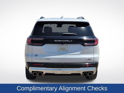 Used 2025 GMC Acadia Denali AWD/4WD image 5