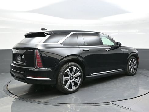 New 2025 Cadillac Escalade IQ Luxury 1 image 7