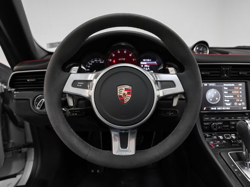 Used 2015 Porsche 911 Carrera GTS image 37