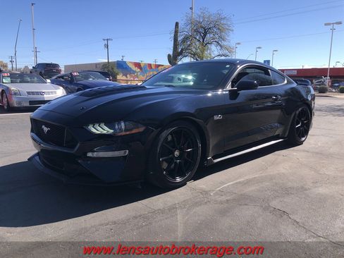 Used 2018 Ford Mustang GT Premium image 4
