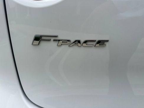 Used 2019 Jaguar F-PACE Prestige AWD/4WD image 11