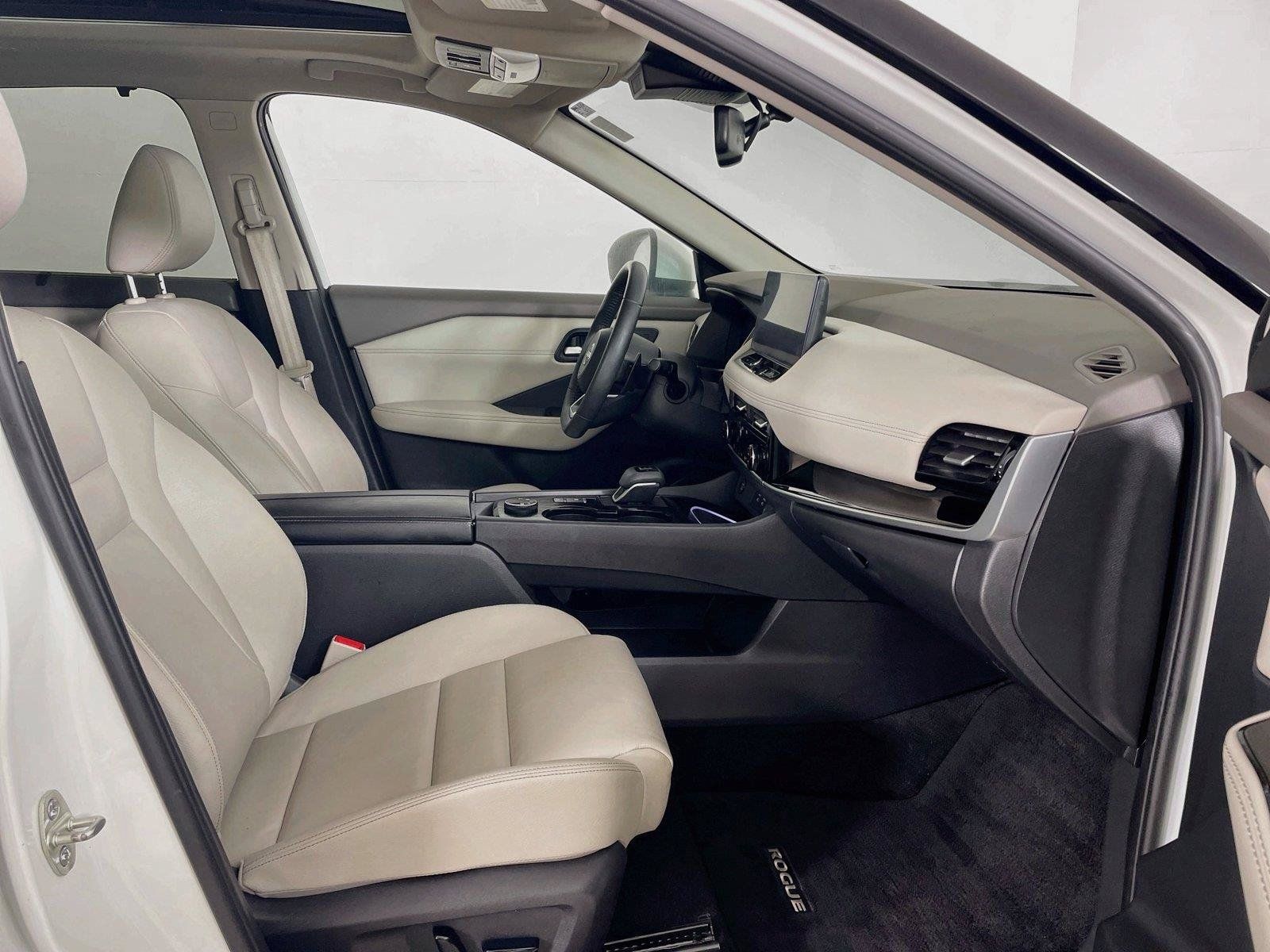 Used 2024 Nissan Rogue SL w/ SL Premium Package AWD/4WD image 28