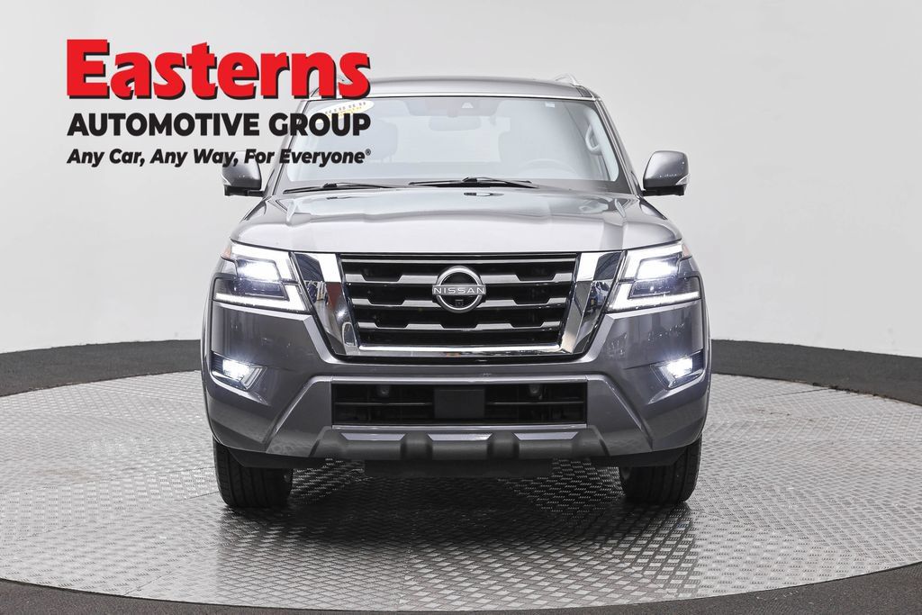 Used 2024 Nissan Armada SL w/ Captain's Chairs Package AWD/4WD image 2