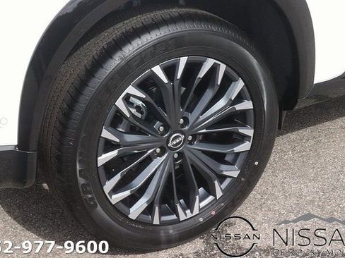 New 2026 Nissan Rogue Platinum w/ Platinum Premium Package AWD/4WD image 7