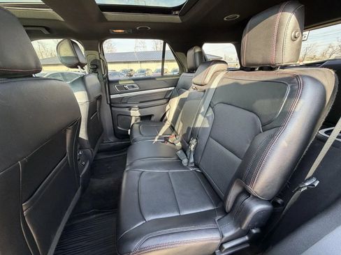 Used 2017 Ford Explorer Sport image 14