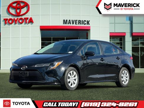 Used 2024 Toyota Corolla LE image 1