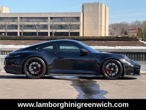 Used 2024 Porsche 911 GT3 image 4