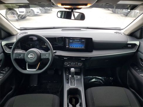 Used 2025 Nissan Kicks S image 21